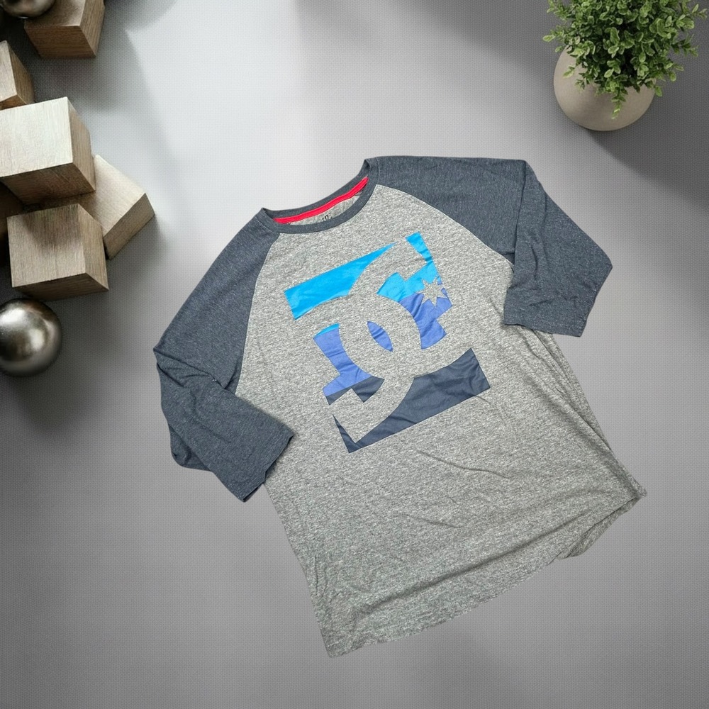Vintage DC Shoes Raglan Graphic Tee Mens XL Gray Blue Skater Y2K 3/4 Sleeve